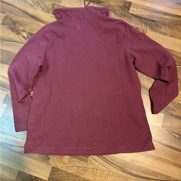 Burgundy/ Pink L.L.Bean sweatshirt size large - Picture 3 of 3
